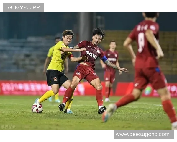 西安足球队在精英赛积分榜上以50分稳居第一展现强劲实力